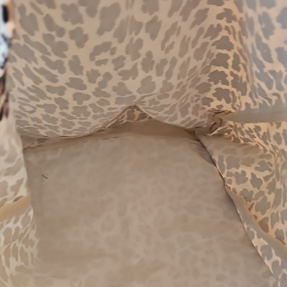 Cynthia Rowley Leopard Print Tote Bag - Picture 5 of 5